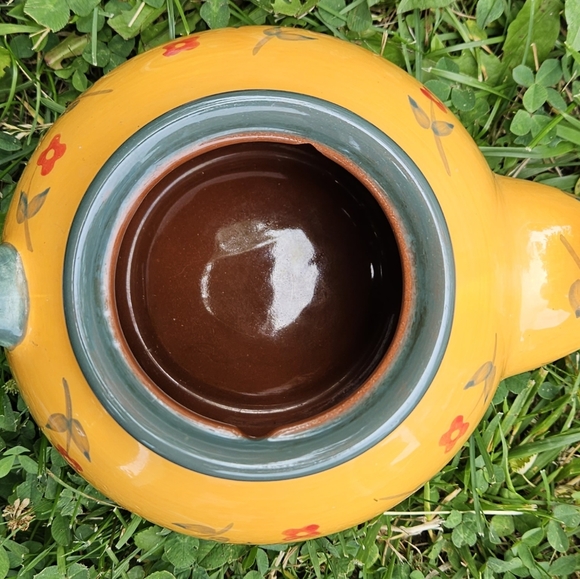 Folk art decorative floral yellow, green, red tea pot (gd) - Picture 3 of 8